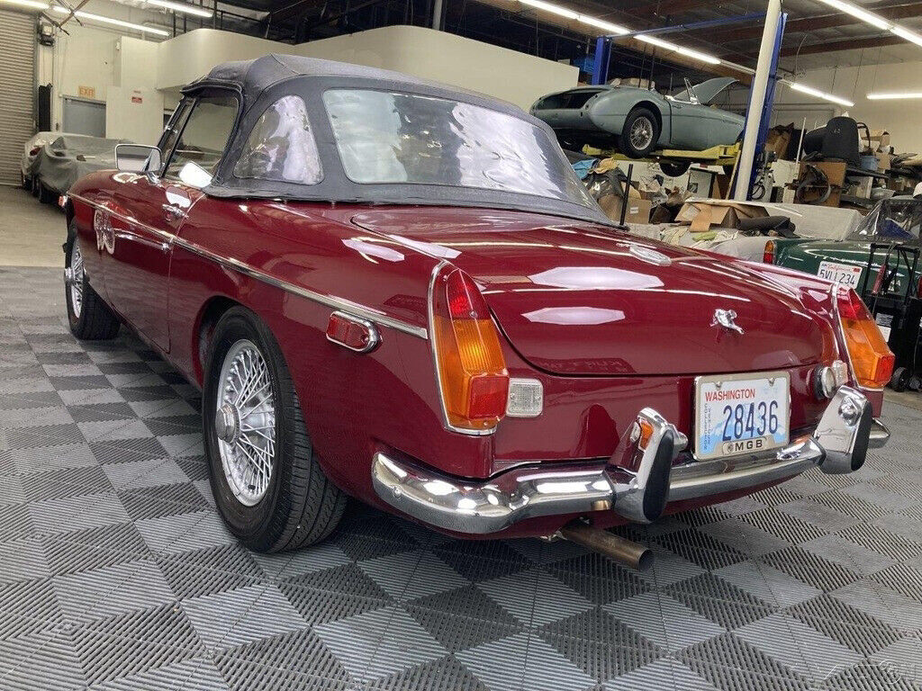 1974 MG MGB 1974 MGB ROADSTER. SUPERB, FEW OWNERS, WELL-PRESERVED. - photo 12