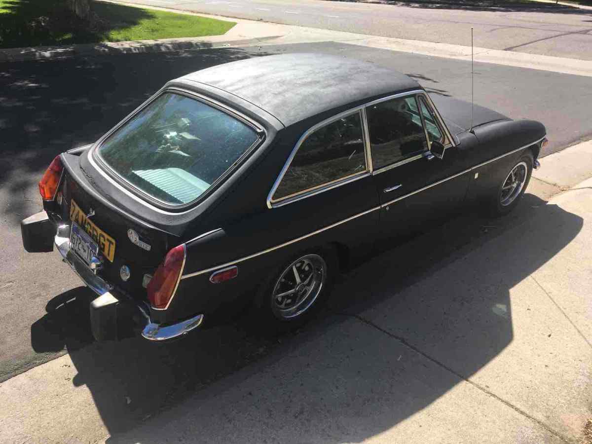1974 MG B GT MGBGT - photo 2