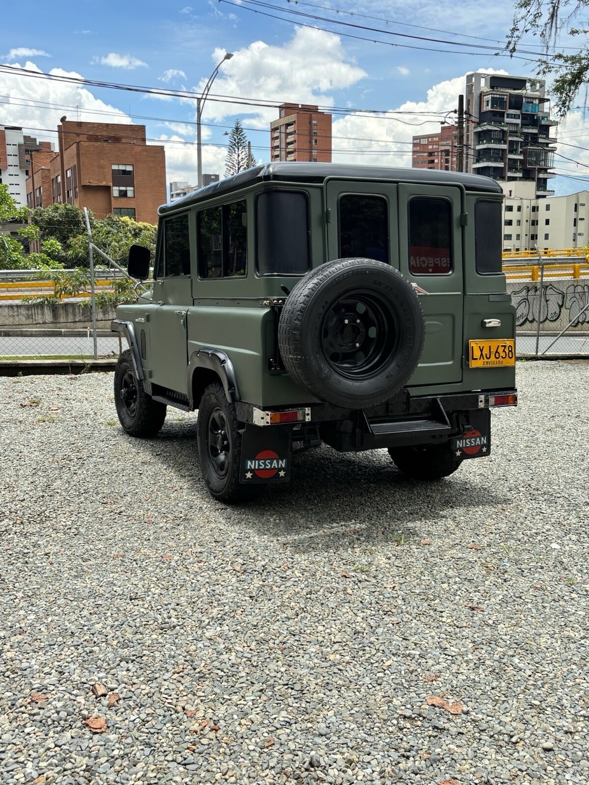 1974 Nissan Patrol leather style - photo 10