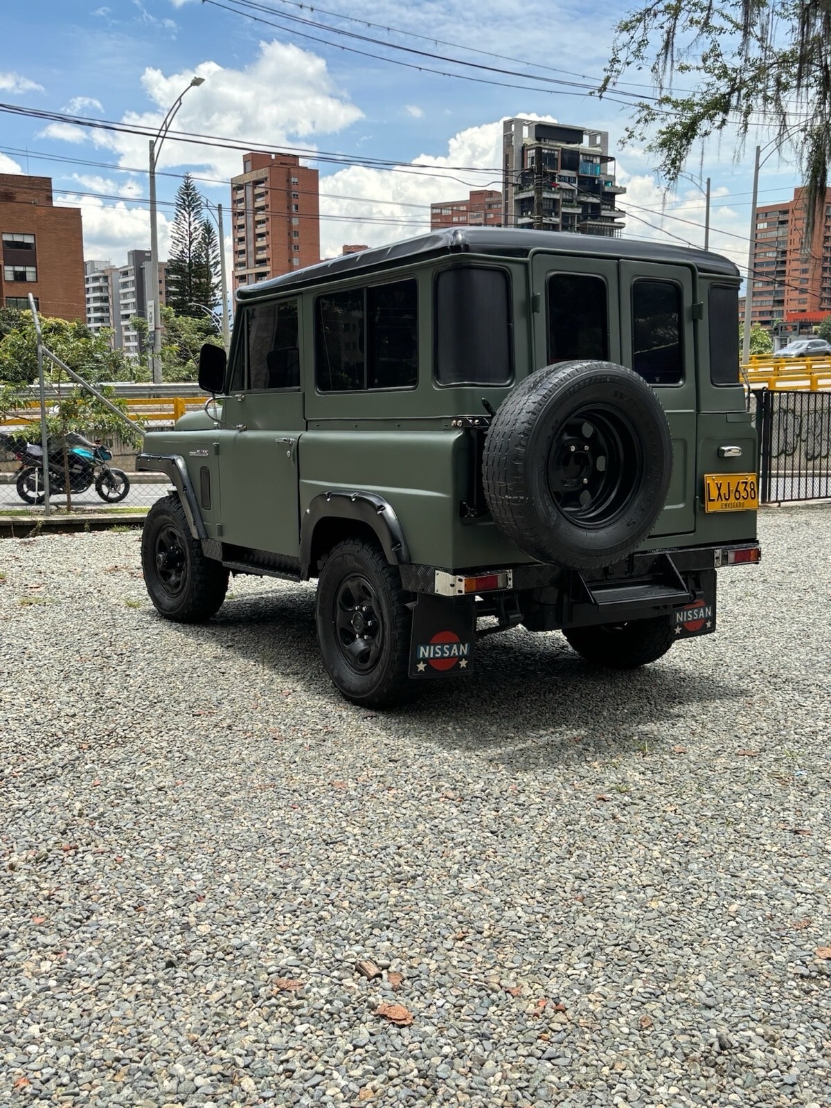 1974 Nissan Patrol leather style - photo 11