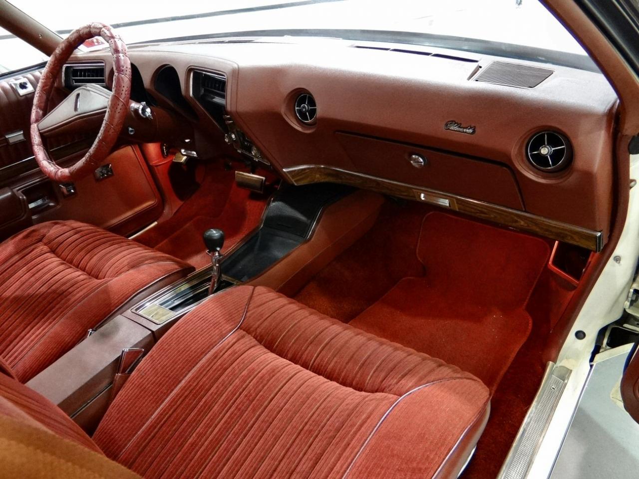 1974 Oldsmobile Cutlass Salon W30 Pace Car - photo 2
