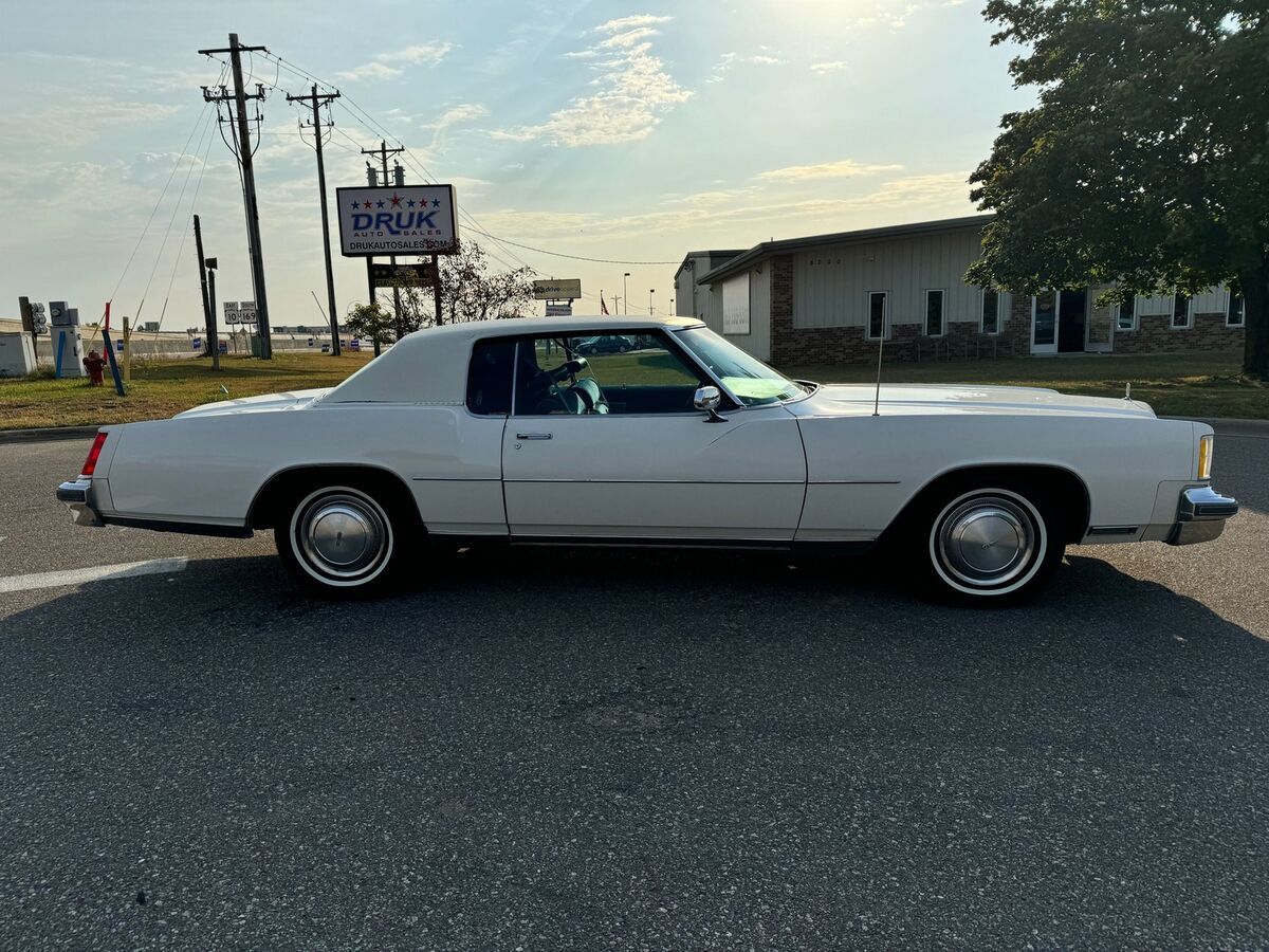 1974 Oldsmobile Toronado - photo 2