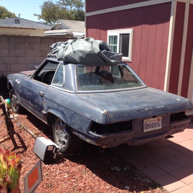 1974 OR 1975 MERCEDES 107 SL 450 FOR PARTS/ RESTORATION Clean title 1973 Mercedes-Benz SL-Class