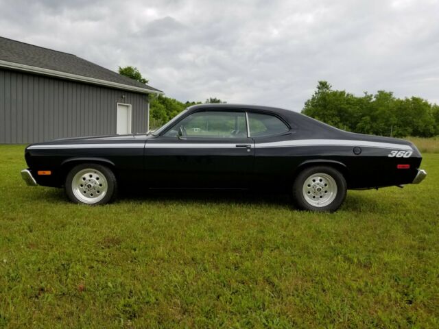 1974 Plymouth Duster - photo 2