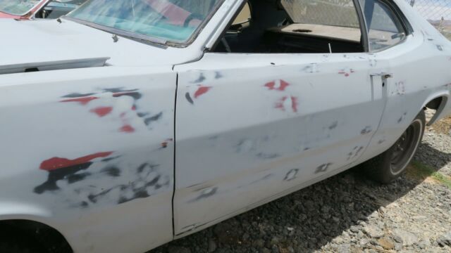 1974 Plymouth Duster PROJECT ROLLER! CLEAN RUST FREE CA CAR! - photo 4