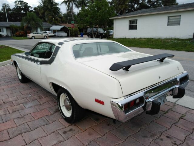 1974 Plymouth Road Runner 1974 PLYMOUTH ROADRUNNER COLD A/C, NO RESERVE - photo 6