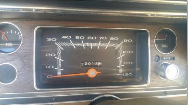 1974 Plymouth Valiant Sedan - photo 7