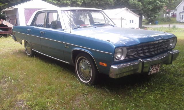 1974 Plymouth Valiant Sedan - photo 3