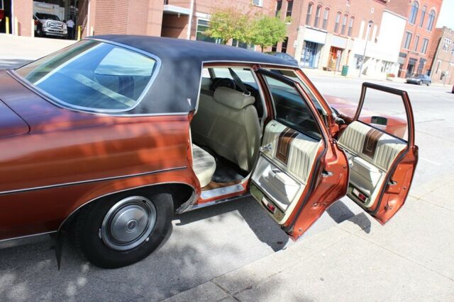 1974 Pontiac Bonneville - photo 6