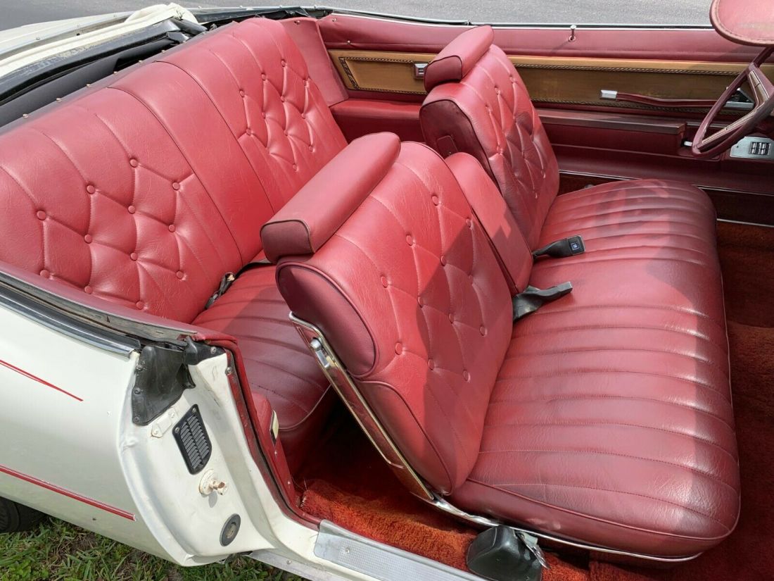 1974 Pontiac Grandville - photo 2