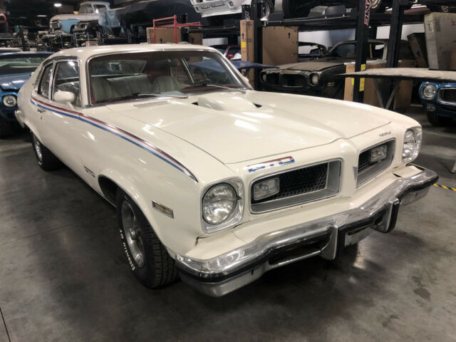 1974 Pontiac GTO PHS, 350ci Auto, AC, Hatch Back, Shaker Hood - photo 2