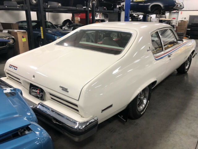 1974 Pontiac GTO PHS, 350ci Auto, AC, Hatch Back, Shaker Hood - photo 6