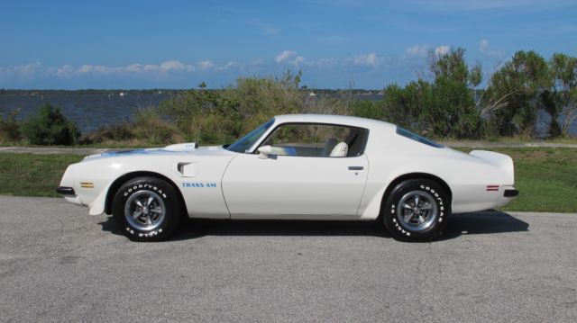 1974 Pontiac Trans Am, Loaded, White on White car, 455, Auto, Air, Powers, etc.. 1974 Pontiac Trans Am