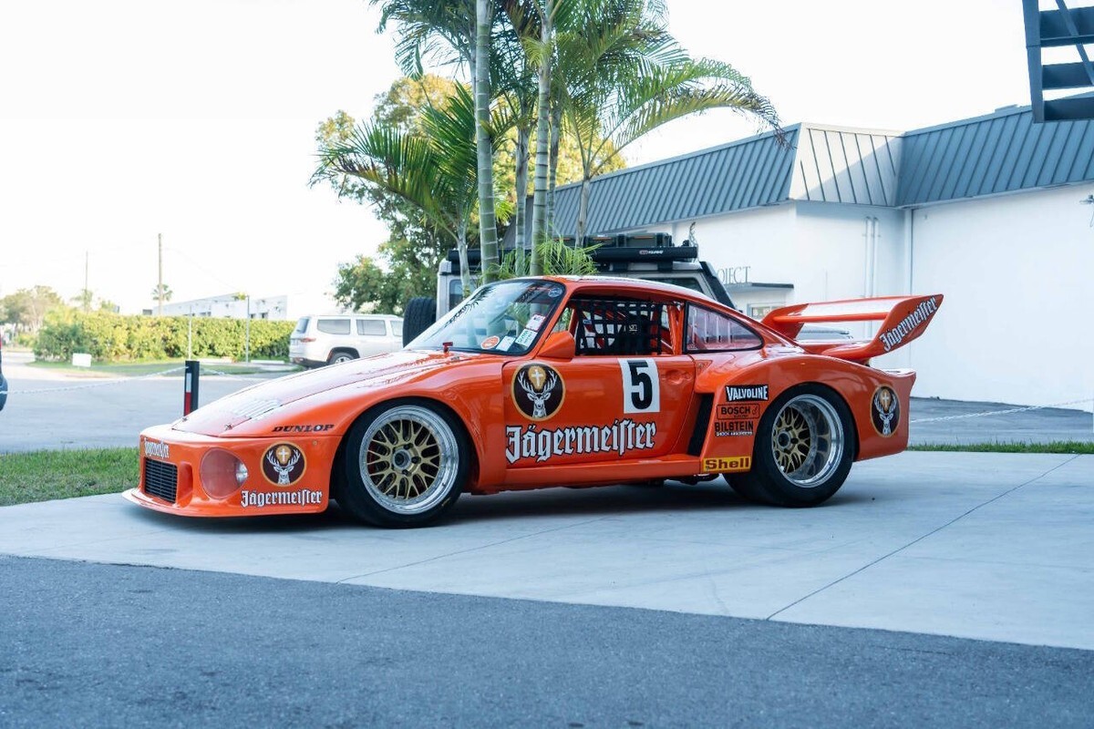 1974 Porsche 911 935 Tribute - photo 6