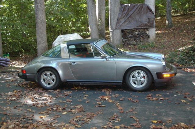 1974 Porsche 911 911 Targa - photo 2