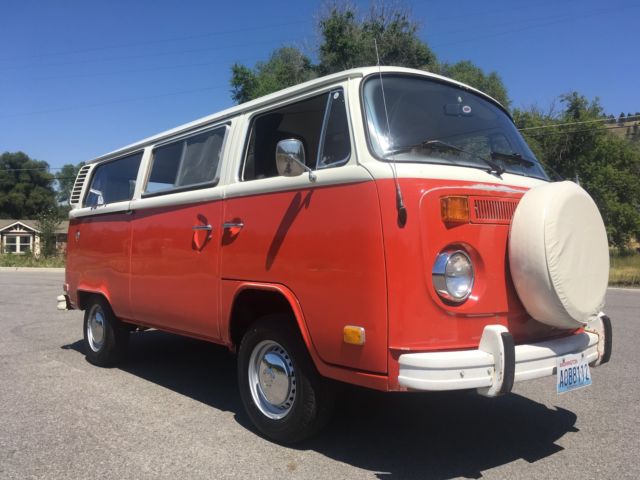 1974 Volkswagen Bus/Vanagon Riviera Camper - photo 2