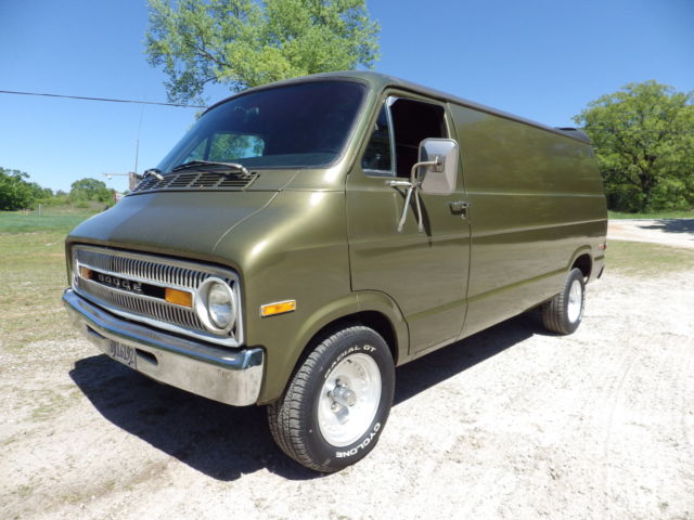 1974 SCOOBY DOO VAN 1974 Dodge Ram Van