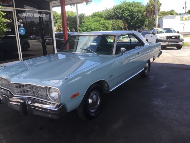 1974 SWINGER 2DR HARDTOP-RUNS GREAT-100% ORIGINAL-FACTORY A/C-HOT ROD HEMI? 1974 Dodge Dart Swinger