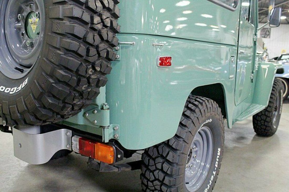 1974 Toyota FJ 40 - photo 11