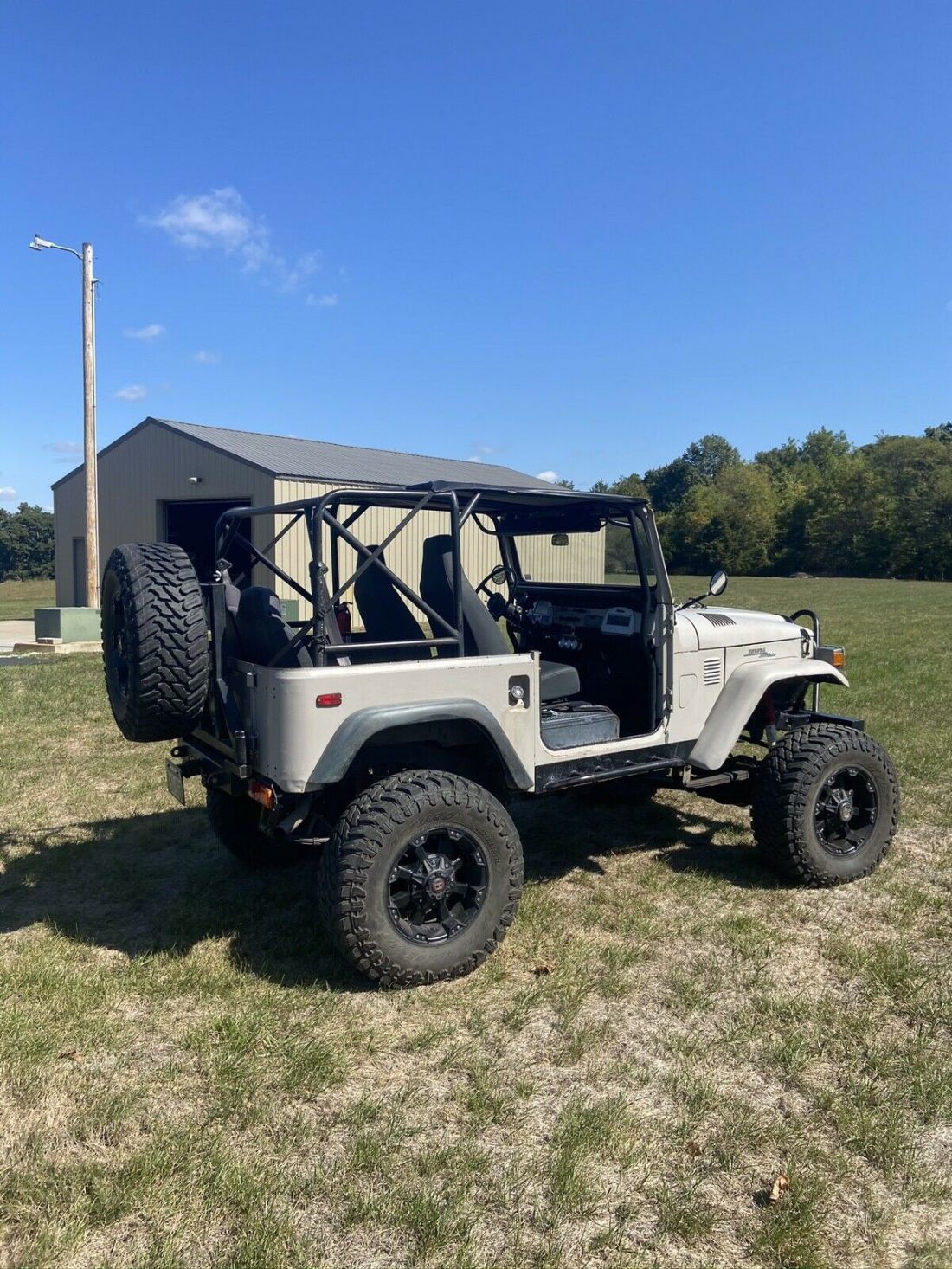 1974 Toyota FJ 40 SUV Grey 4WD Automatic 1974 Toyota FJ 40