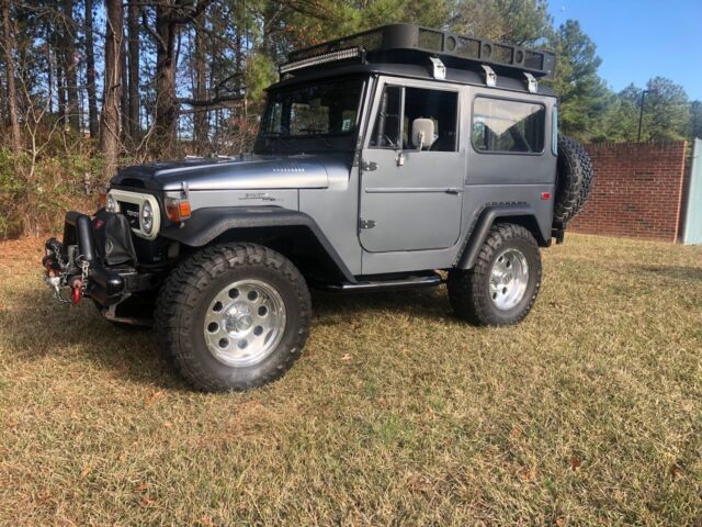 1974 Toyota Land Cruiser 40 SUV Grey 4WD Manual convertible 1974 Toyota Land Cruiser 40 convertible