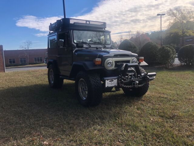 1974 Toyota Land Cruiser 40 convertible - photo 7