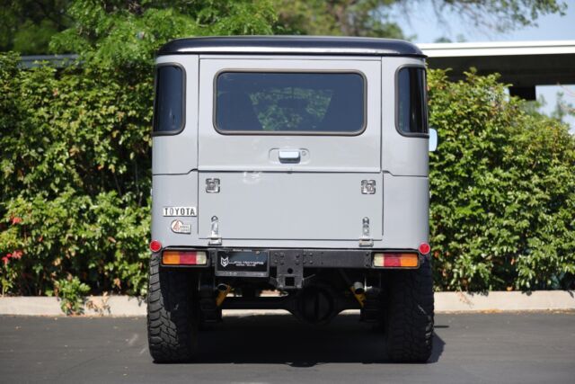 1974 Toyota FJ40 - photo 8