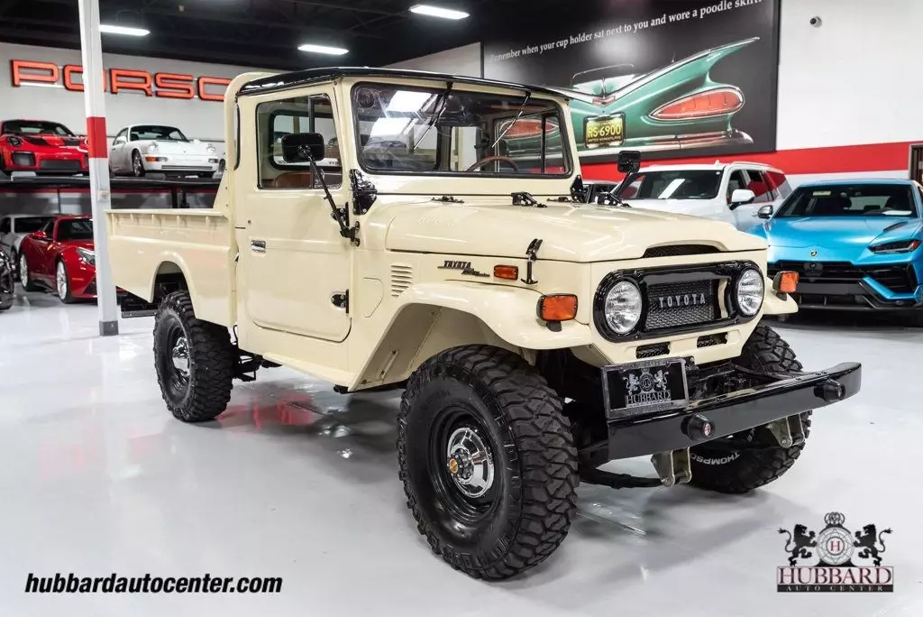 1974 Toyota Land Cruiser FJ-45 - photo 10