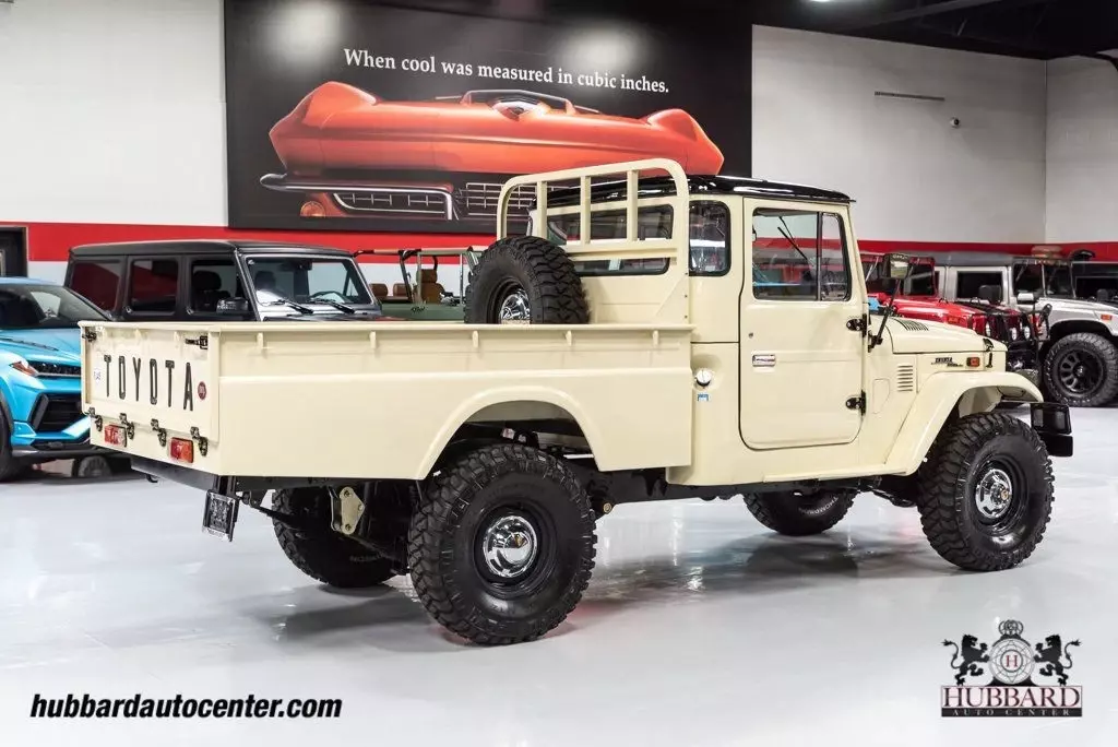 1974 Toyota Land Cruiser FJ-45 - photo 8