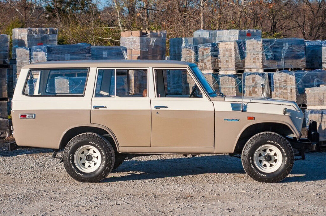 1974 Toyota Land Cruiser 4x4 SUV - photo 6