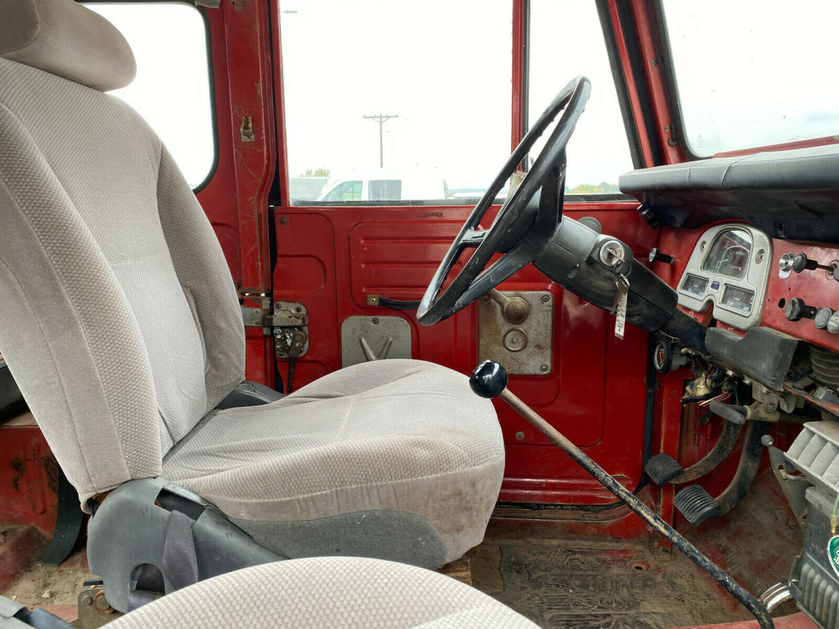 1974 Toyota Land Cruiser FJ40, 3.9L - 6 Cyl, 4 Speed - photo 10