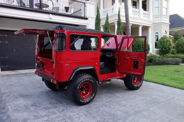 1974 Toyota Land Cruiser FJ40 - photo 11