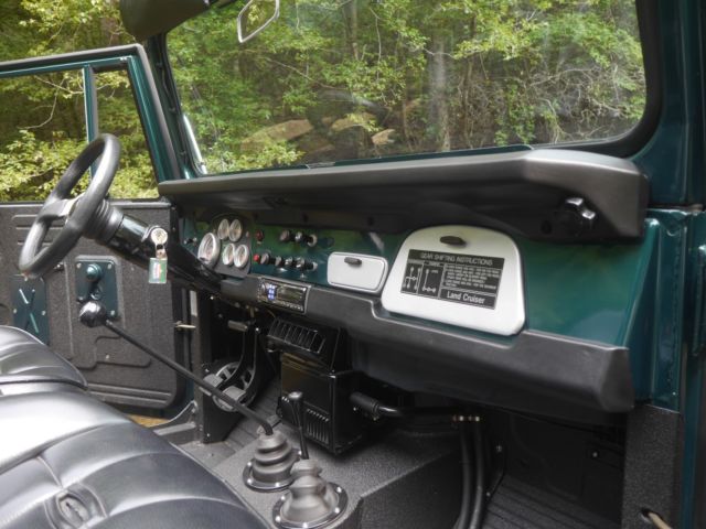 1974 Toyota Land Cruiser FJ40 - photo 10