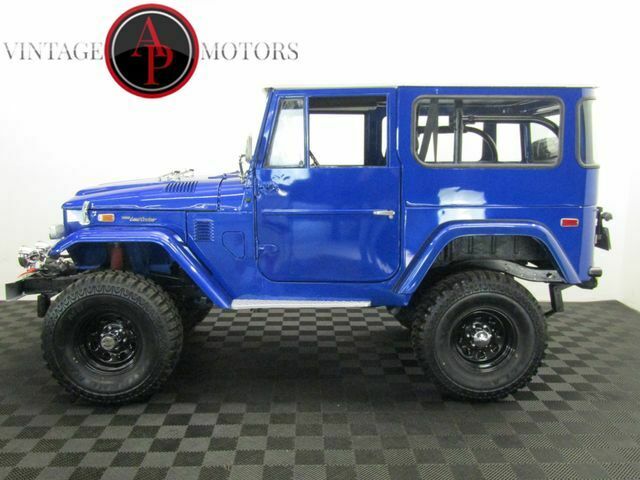 1974 Toyota Land Cruiser FJ40 V8 DISC RESTORED! - photo 3