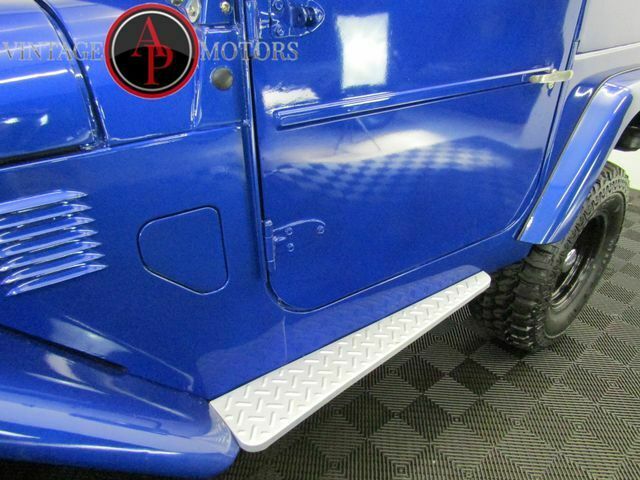 1974 Toyota Land Cruiser FJ40 V8 DISC RESTORED! - photo 8