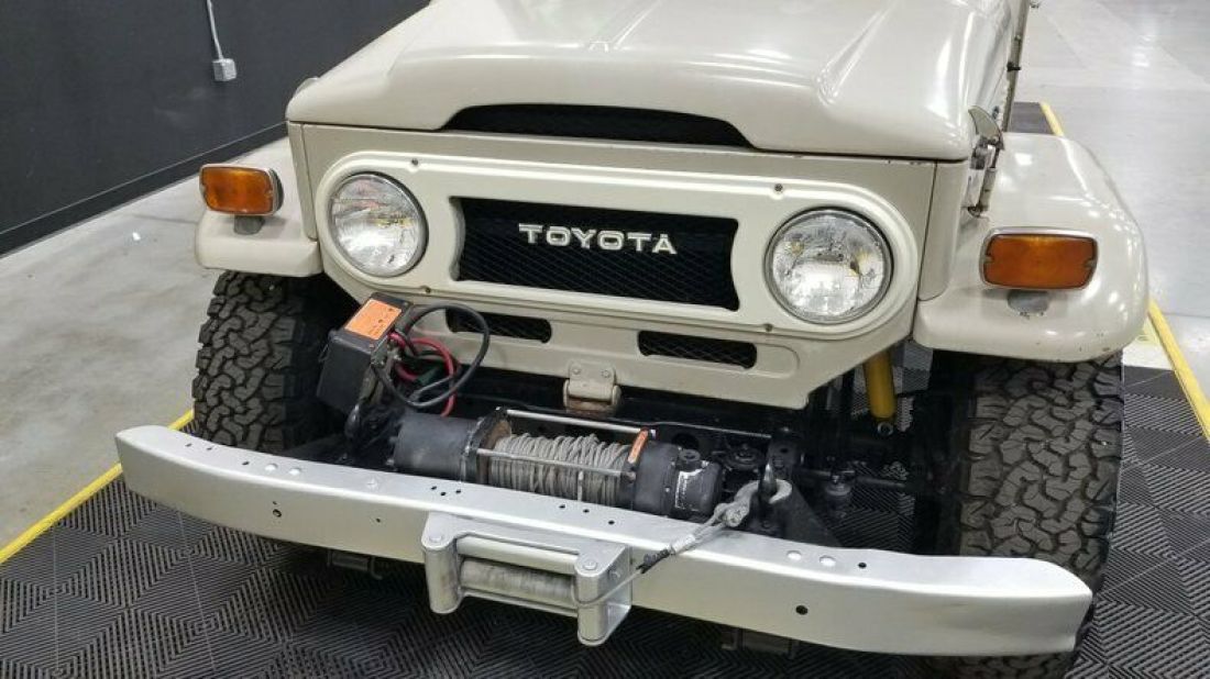 1974 Toyota Land Cruiser FJ40 - photo 10