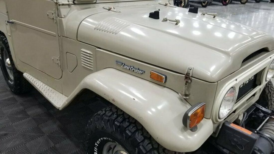 1974 Toyota Land Cruiser FJ40 - photo 12