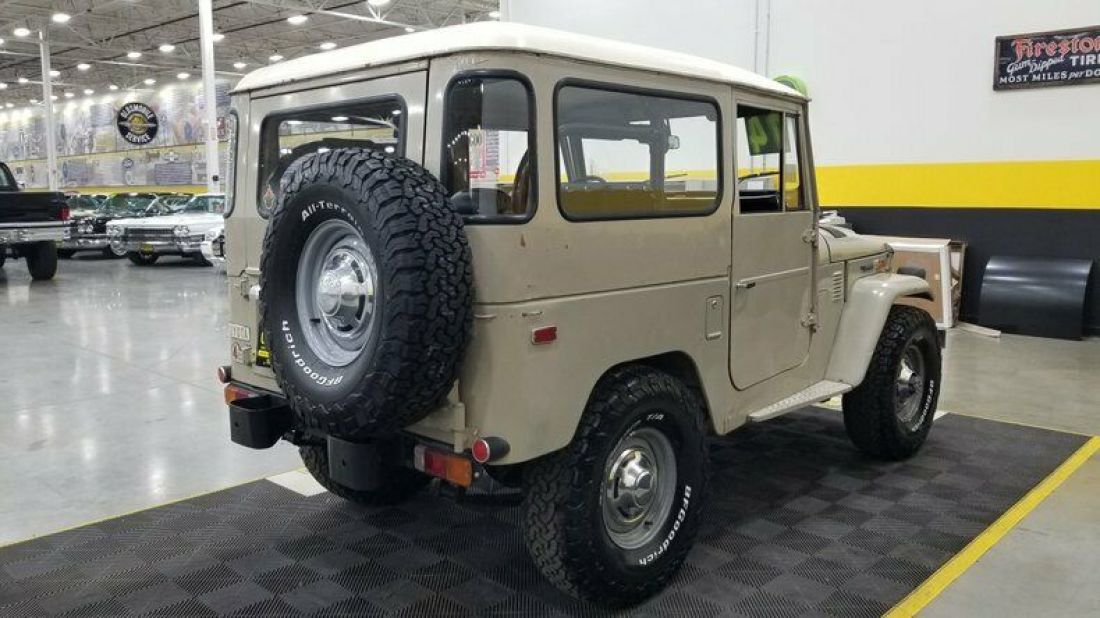 1974 Toyota Land Cruiser FJ40 - photo 4