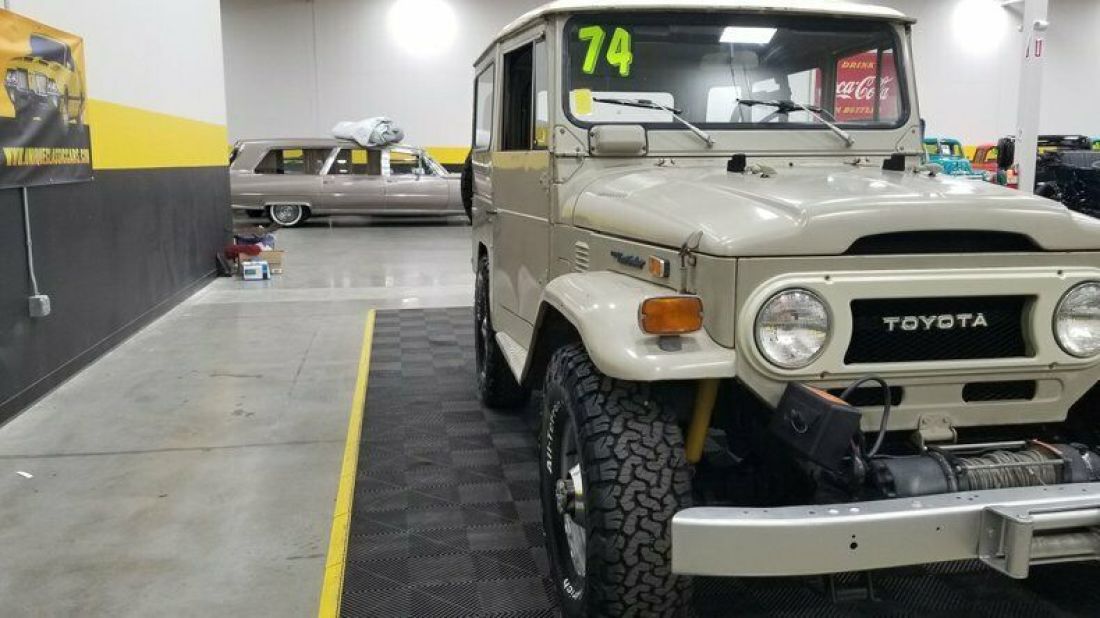 1974 Toyota Land Cruiser FJ40 - photo 8