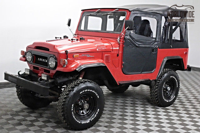 1974 TOYOTA LANDCRUISER FJ40 350 V8. P/S and P/B. Full Soft Top! 1974 Toyota Land Cruiser 350 V8. P/S and P/B. Full Soft Top.