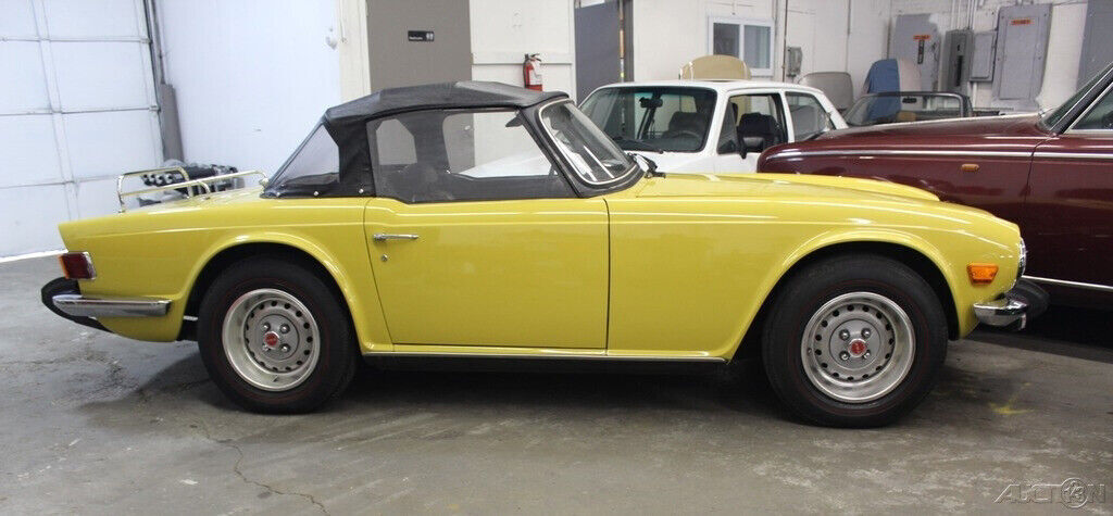 1974 Triumph TR-6 Convertible - photo 10