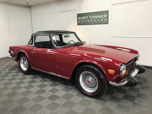 1974 Triumph TR-6 4-SPEED. STANDARD WHEELS. MICHELIN RED LINE TIRES - photo 4