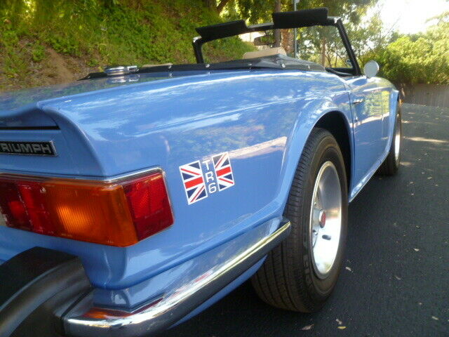 1974 Triumph TR-6 Convertible - photo 11