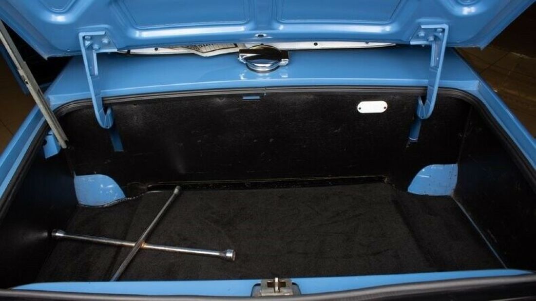 1974 Triumph TR-6 - photo 10