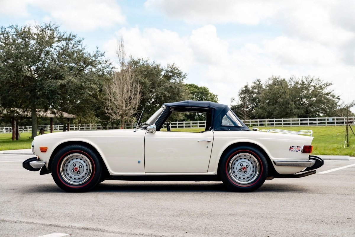 1974 Triumph TR-6 - photo 6