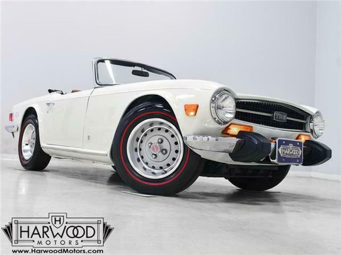 1974 Triumph TR6 59779 Miles White Roadster 2.5 liter inline-6 Manual 1974 Triumph TR-6