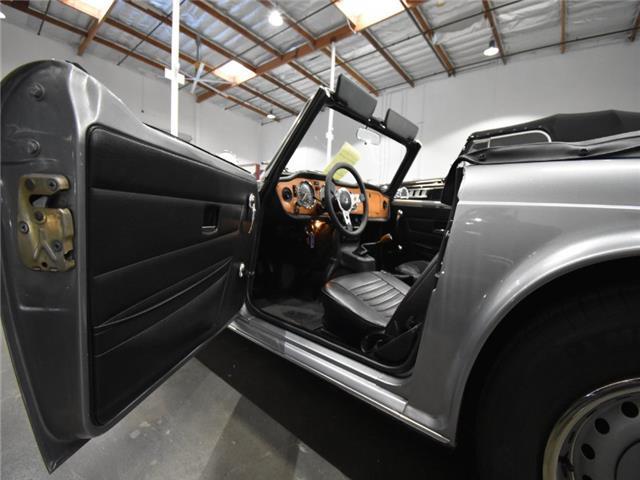 1974 Triumph TR-6 -- - photo 8