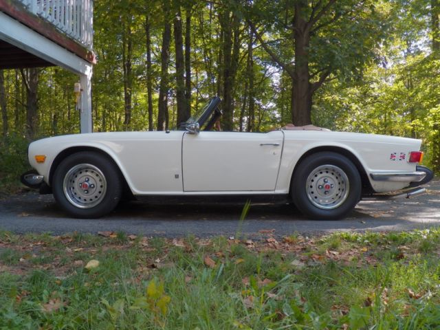 1974 Triumph TR6 Convertible 2-Door 2.5L 1974 Triumph TR-6 Base Convertible 2-Door