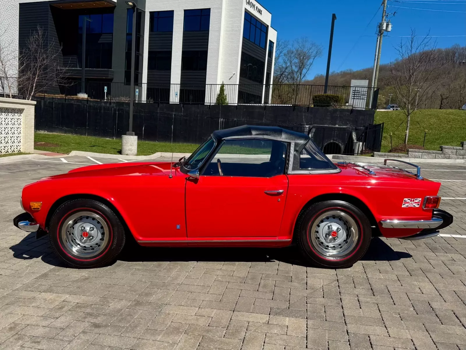 1974 Triumph TR-6 Convertible - photo 7