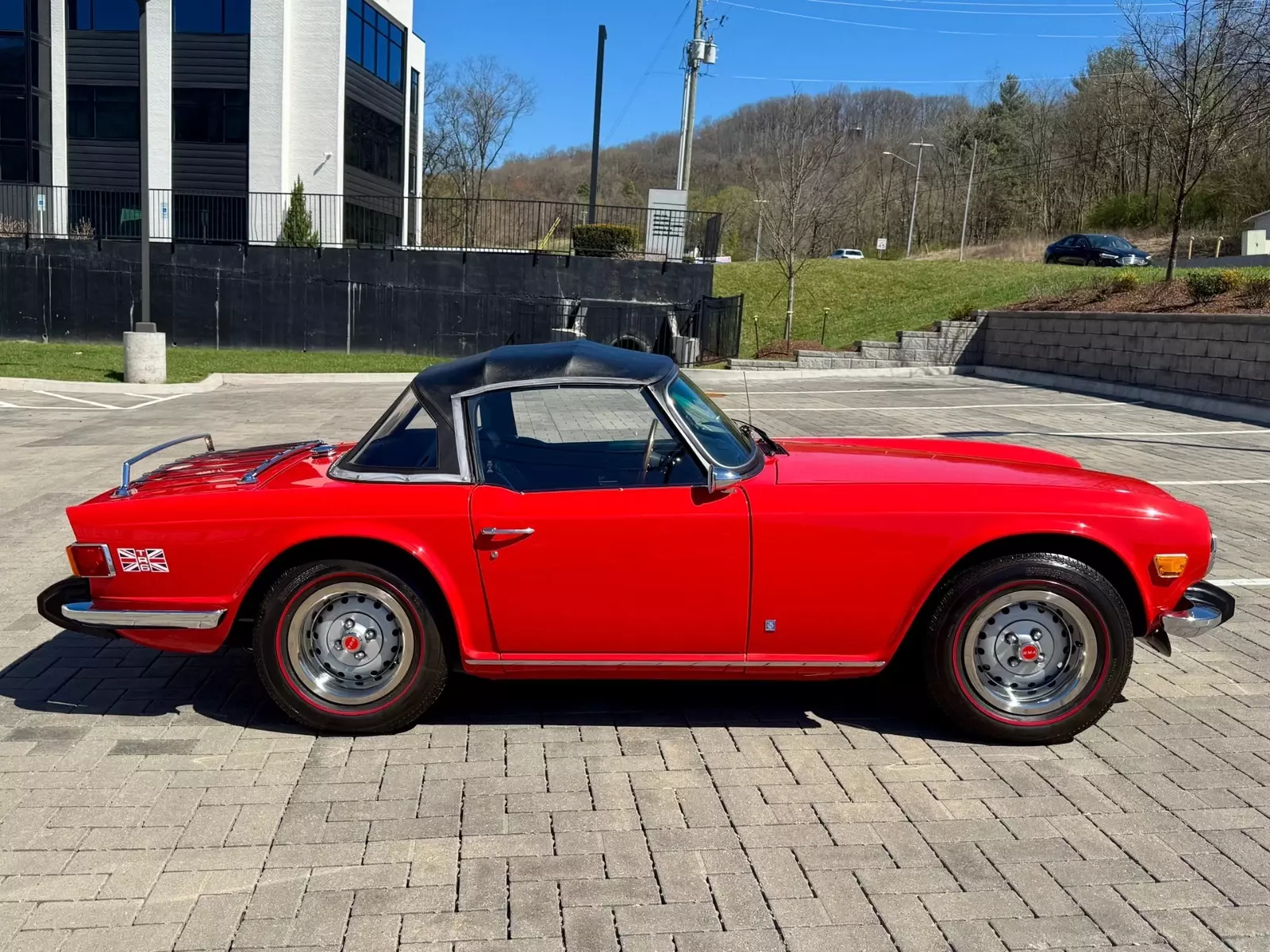 1974 Triumph TR-6 Convertible - photo 8